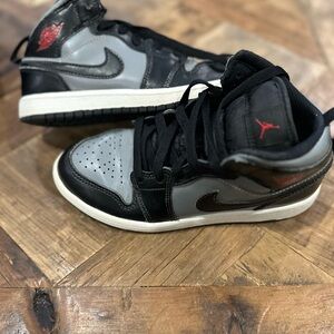 Nike Kids Sneakers Black and Gray